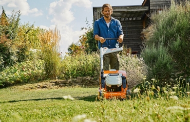 Gazononderhoud in de zomer: de beste verzorging voor je gras